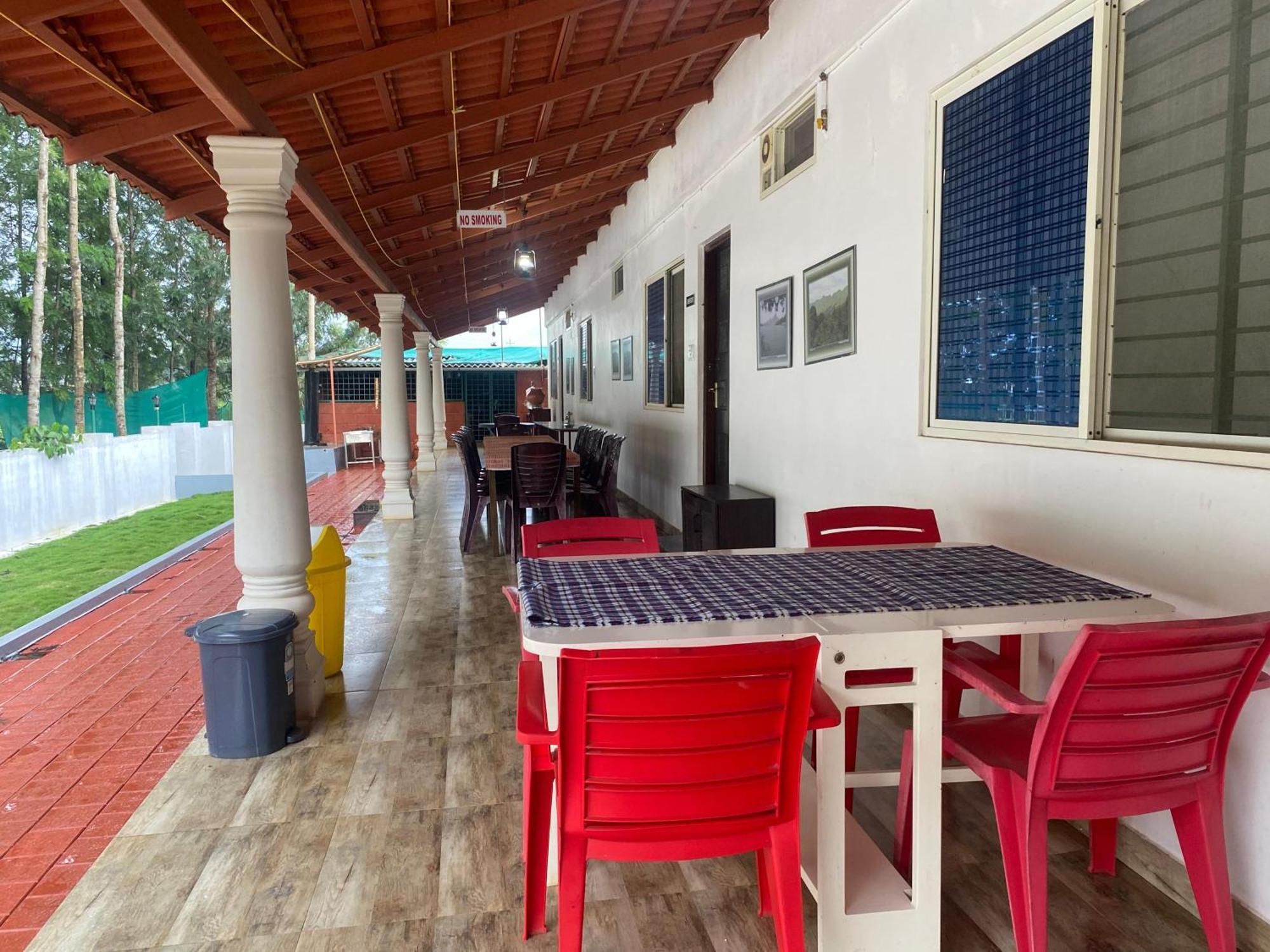 Bougain Villa Chikmagalur Bagian luar foto